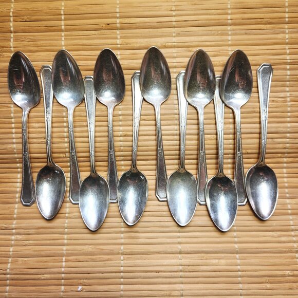 Rogers Teaspoons Lot of 12 Silver Plate 5 1/2-inch Length Vintage MCM - Picture 2 of 8